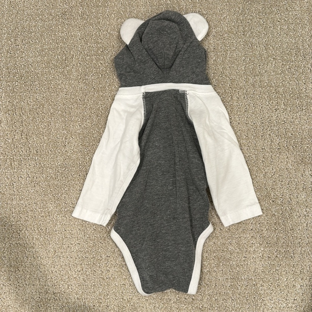 ADKTD Lifestyle Yosemite Bear Hooded longsleeve Bodysuit - Picture 4 of 4